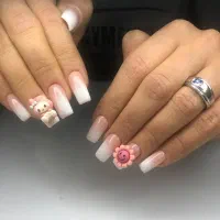 ارائه خدمات ناخن