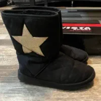 نیم بوت مشکی در حد نو|کیف، کفش، کمربند|کرج, گلشهر|دیوار