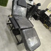 صندلی تخت شو و میز اینه|آرایشگاه و سالنهای زیبایی|بروجرد, |دیوار