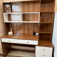 میز تحریر و دکور