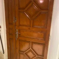 درب ورودی ساختمان