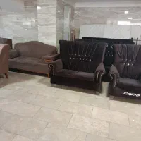 تعدادی مبل و تشک