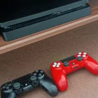 پی اس فور با دو دسته بی سیم در حد نو