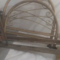 تخت خواب وتشک