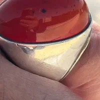 عقیق یمنی کهنه|جواهرات|ری, بی‌بی شهر بانو|دیوار