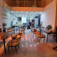 مغازه تجاری بر اصلی ۳طبقه نوساز ۳سرویس تابلو خور