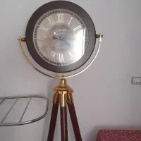 ساعت پایه دار