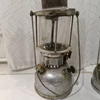 ۲ عدد چراغ قدیمی