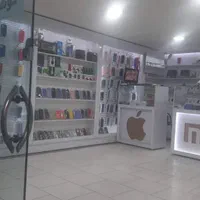 مغازه ۳۲ متری بالکن دار جای شلوغ و پر رفت و آمد