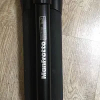 سه پایه عکاسی ایتالیایی مانفروتو