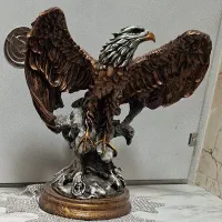 مجسمه بزرگ پلی استر عقاب