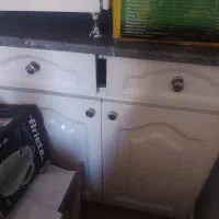 کابینت فلزی دو درب همراه با سنگ