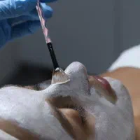 ترمیم کاشت ناخن پیرسینگ اپلاسیون فشیال کلیه خدمات|خدمات آرایشگری و زیبایی|تهران, صادقیه|دیوار