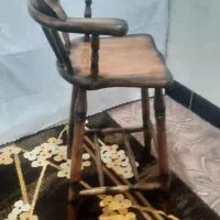 صندلی چوبی پایدار
