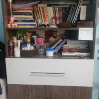 تخت، کتابخانه ،پایتختی