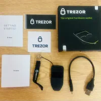 کیف پول سخت افزاری (ولت) ترزور وان /TREZOR one