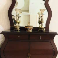 کنسول وآیینه چوبی