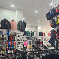 فروشندگی و عکاسی