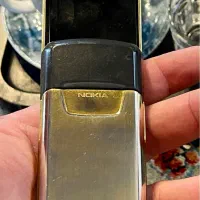 گوشی موبایل نوکیا ۸۸۰۰ طلایی در حد اماراتی رجیستر|موبایل|تهران, شهرک چیتگر|دیوار