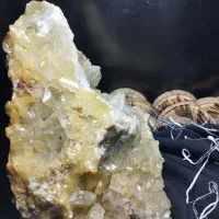 بلور دکوری سنگ های سلستین|صنایع دستی و سایر لوازم تزئینی|خور (اصفهان), |دیوار