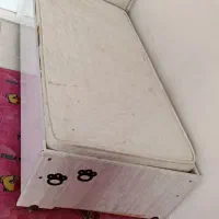 تخت خواب یک نفره همراه با تشک