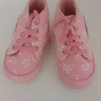 پادری و تعدادی لباس|پادری|اراک, |دیوار