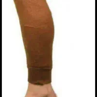 تعدادی وسیله|لباس|شاهین‌شهر, عطار|دیوار