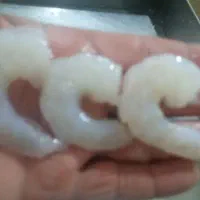 میگو پاک شده دریایی رسید