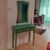 آینه کنسول سفارشی چوبی طرح پتینه سبز طلایی|بوفه، ویترین، کنسول|تهران, فرمانیه|دیوار