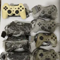 دسته و دیسک اورجینال پلی استیشن1و2و3 psp کلکسیونی