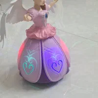 عروسک فرشته رقاص و قطار کیتی