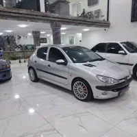 ۲۰۶تیپ دومدل ۱۳۸۳ اس یه درب وگلگیررنگ