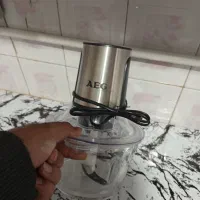 خوردکن|خردکن، آسیاب، غذاساز|یزد, |دیوار