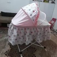 گهواره کودک در حد نو|تخت و سرویس خواب|رشت, کوی امام رضا|دیوار