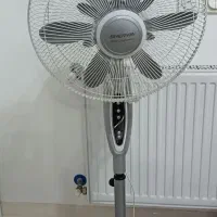 حراج وسیله برای خانه یا باغ ( پنکه ایستاده)