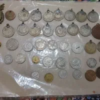 سکه و پلاک های قدیمی زمانشاهی