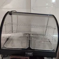 گرمکن همراه با میز