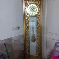 ساعت قدی کاملا سالم
