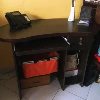 میزکامپیوتر جنس چوب عالی تمییز