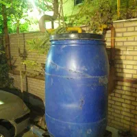 بشکه|لوازم نظافت|اشتهارد, |دیوار