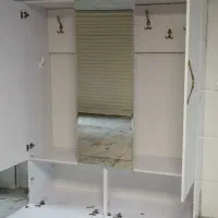 رخت آویز و کمد