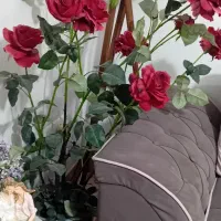 گل منصوعی درختی و گلدانی از ۴۰۰ به بالا دارم