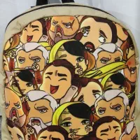 یک عدد کوله پشتی مدرسه به فروش میرسد