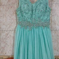 مجلسی زنانه و دخترانه|لباس|پیشوا, |دیوار