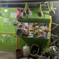 دکه فروشی بدون مجوز و بدون امتیاز