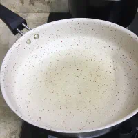 دوعدد قابلمه با یک تابله