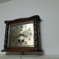 ساعت دیواری دو موتوره