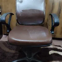 صندلی چرخدار|میز تحریر و کامپیوتر|قم, قلعه کامکار|دیوار