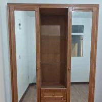 کمد چوبی