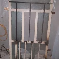 پنجره اهنی سالم